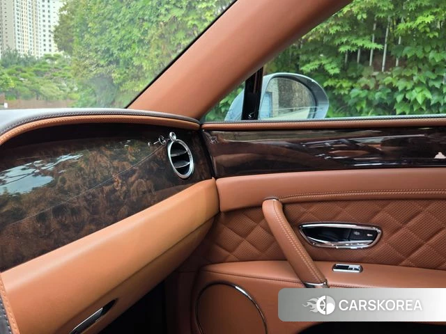 Bentley Flying Spur 2nd Generation 2018 Серый из Кореи, фото 6