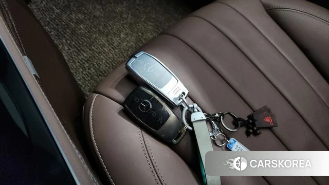 Mercedes-Benz E-Class W213 2018 Черный из Кореи, фото 6