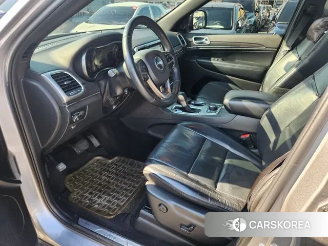 Jeep Grand Cherokee 2018 Серебряный из Кореи, фото 6