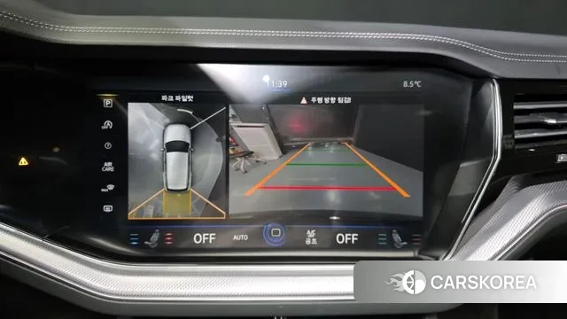 Volkswagen Touareg 3rd generation 2021 Черный из Кореи, фото 6