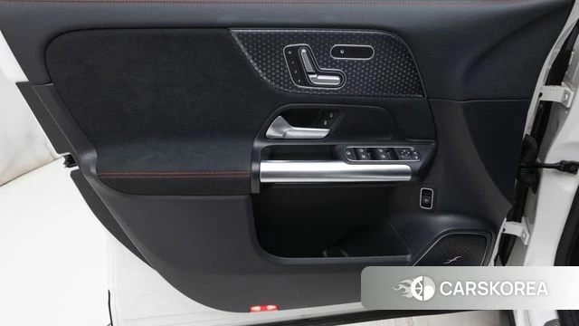 Mercedes-Benz EQA H243 2025 Белый из Кореи, фото 6