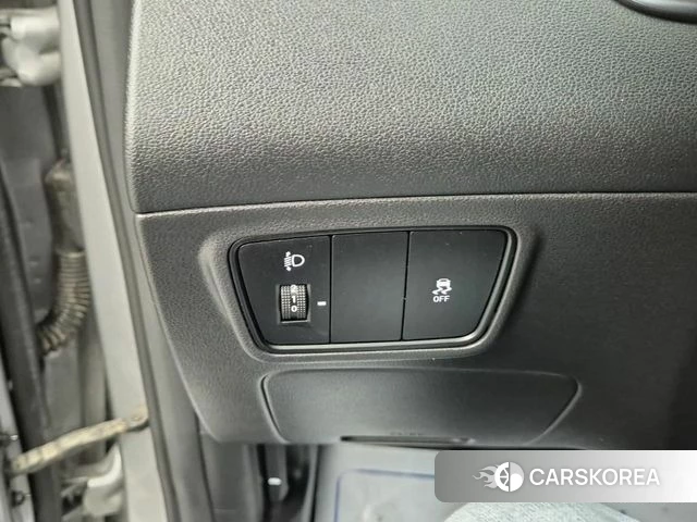 Hyundai Tucson (NX4) 2022 Серебристо-серый из Кореи, фото 6