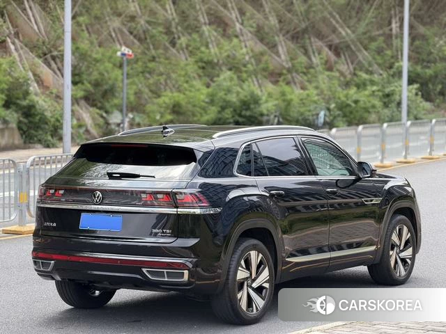 Volkswagen Tourang 2024 Черный из Китая, фото 6