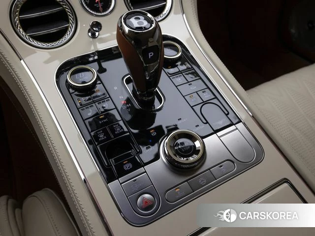 Bentley Continental GT 4th Generation 2025 Жемчужный цвет из Кореи, фото 6