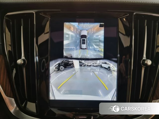 Volvo V60 Cross-Country 2nd Generation 2025 Белый из Кореи, фото 6