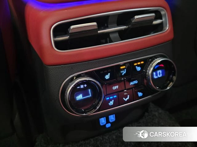 Genesis GV70 2024 Черный из Кореи, фото 6