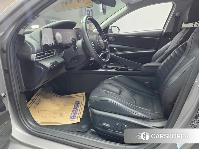 Hyundai Avante (CN7) 2021 Серебристо-серый из Кореи, фото 6