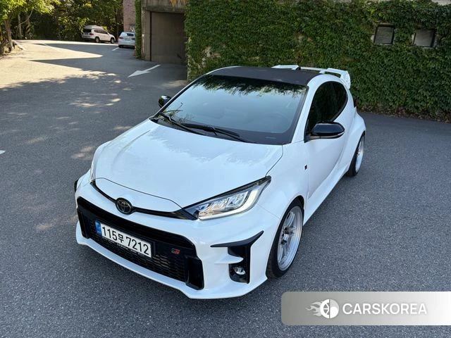 Toyota Yaris (Beats) 2021 Белый из Кореи, фото 6