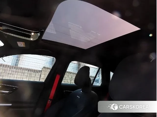 Mercedes-Benz GLC-Class X254 2024 Серебристо-серый из Кореи, фото 6