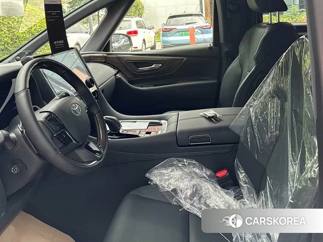 Toyota Elfa 2025 Черный из Китая, фото 6