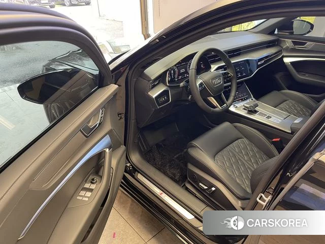 Audi A6L 2026 Черный из Китая, фото 6