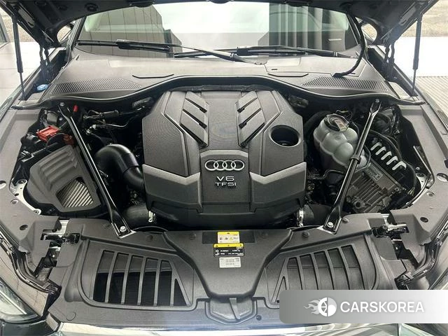 Audi A8 2023 Черный из Китая, фото 6