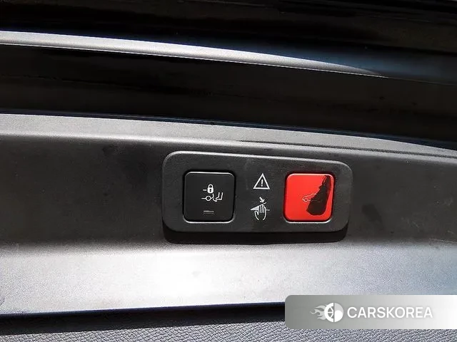 Peugeot 5008 second generation 2018 Серый из Кореи, фото 6