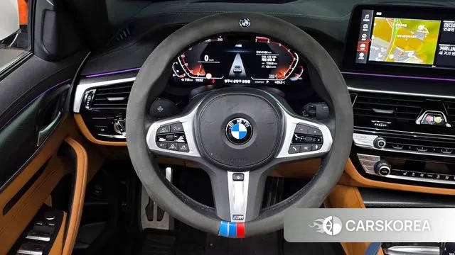 BMW 5 Series (G30) 2023 Белый из Кореи, фото 6