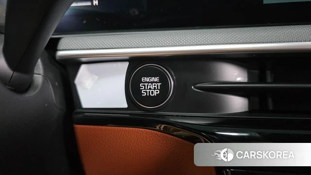 Kia The New K5 3rd generation 2025 Белый из Кореи, фото 6