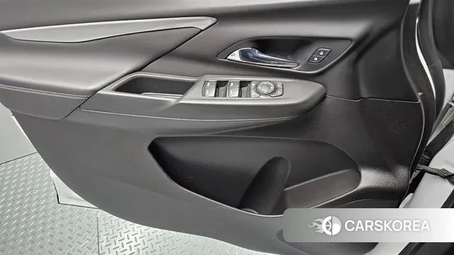 Chevrolet (GM Daewoo) New Bolt EV 2022 Белый из Кореи, фото 6