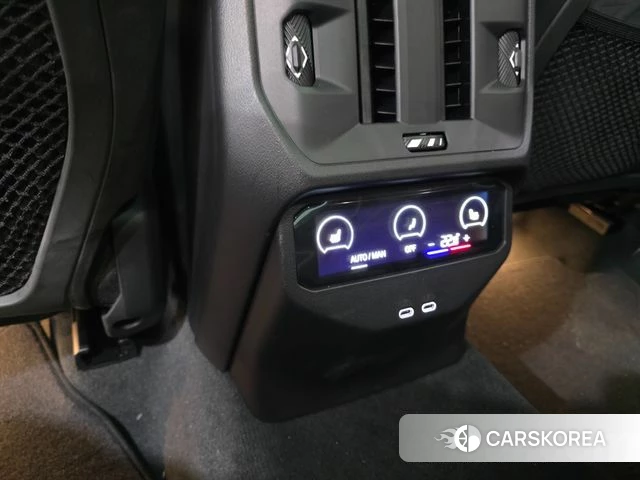 BMW X3 (G45) 2025 Серебристо-серый из Кореи, фото 6