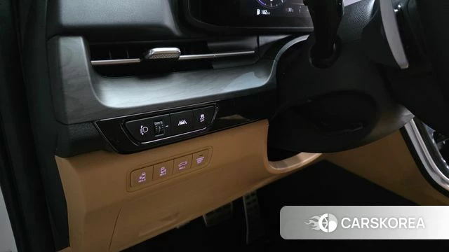 Kia Carnival 4th generation 2023 Белый из Кореи, фото 6