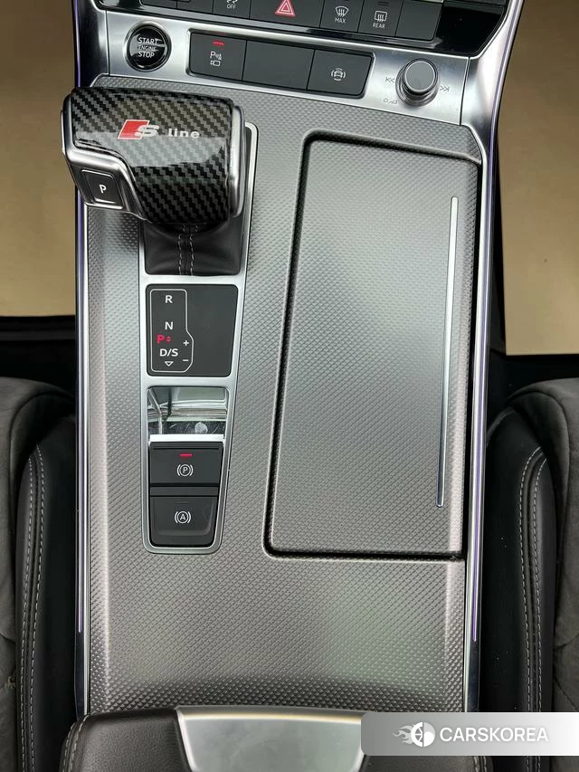 Audi A6L 2021 Черный из Китая, фото 6