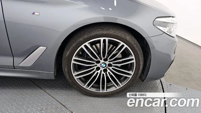 BMW 5 Series (G30) id 2681446 из Кореи 6