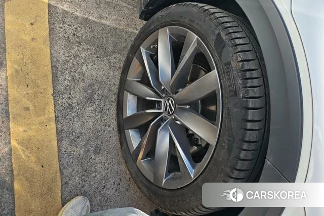 Volkswagen CC 2024 Белый из Китая, фото 6
