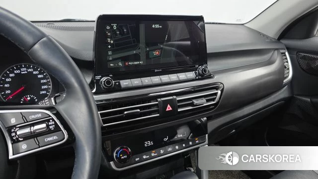 Kia Seltos 2021 Белый из Кореи, фото 6