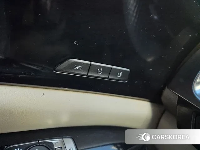 Kia Carnival 4th generation 2023 Белый из Кореи, фото 6