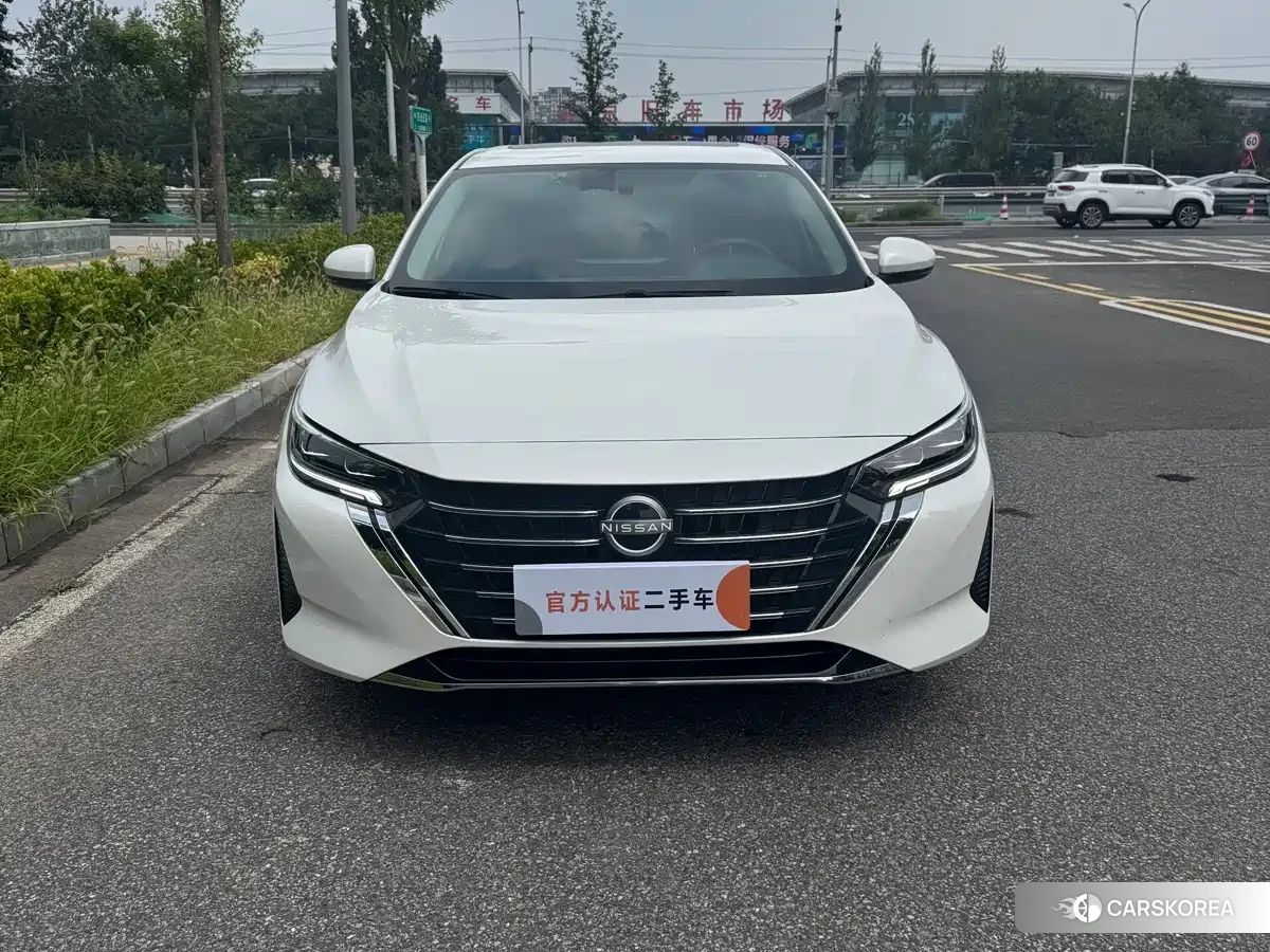 Nissan Sylphy 2024 Белый из Китая, фото 6