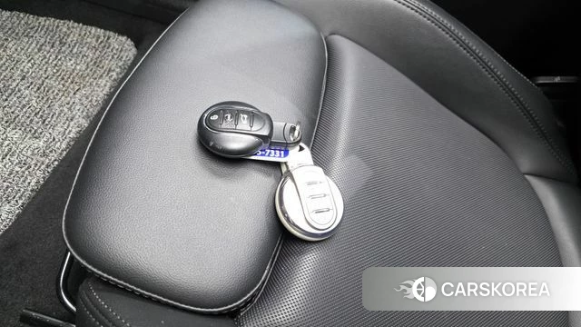 Mini Cooper D 2018 Серебряный из Кореи, фото 6