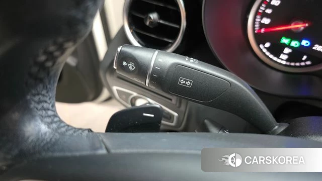 Mercedes-Benz C-Class W205 2018 Белый из Кореи, фото 6