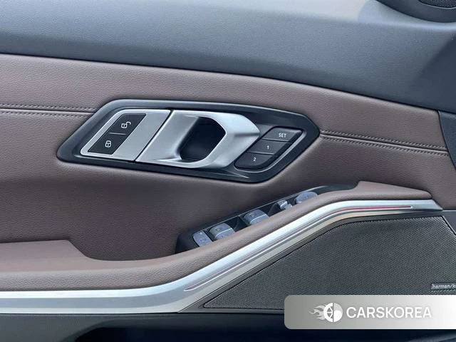 BMW 3 series 2025 Темно-серый из Китая, фото 6