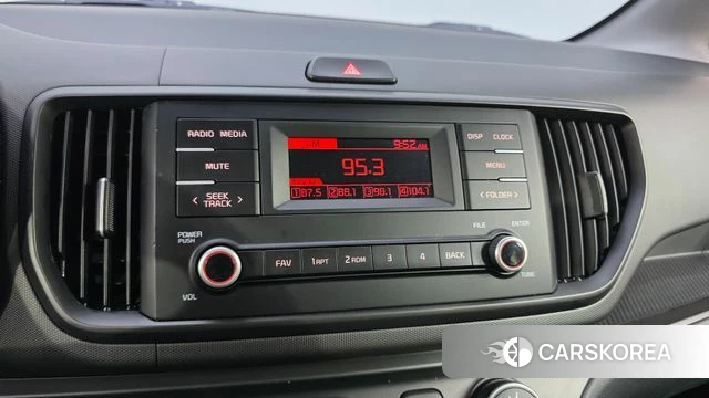 Kia The New Kia Ray 2023 Белый из Кореи, фото 6