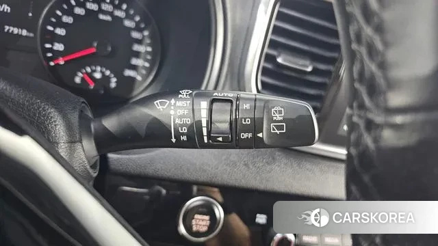 Kia Sportage The Bold 2018 Белый из Кореи, фото 6