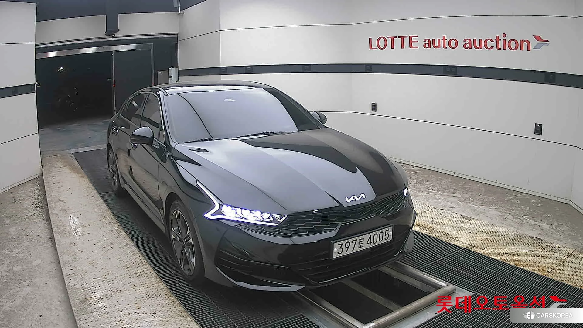 Kia K5 2023 Черный из Кореи, фото 6