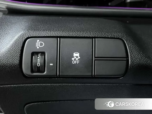 Hyundai The New Avante (CN7) 2023 Белый из Кореи, фото 6