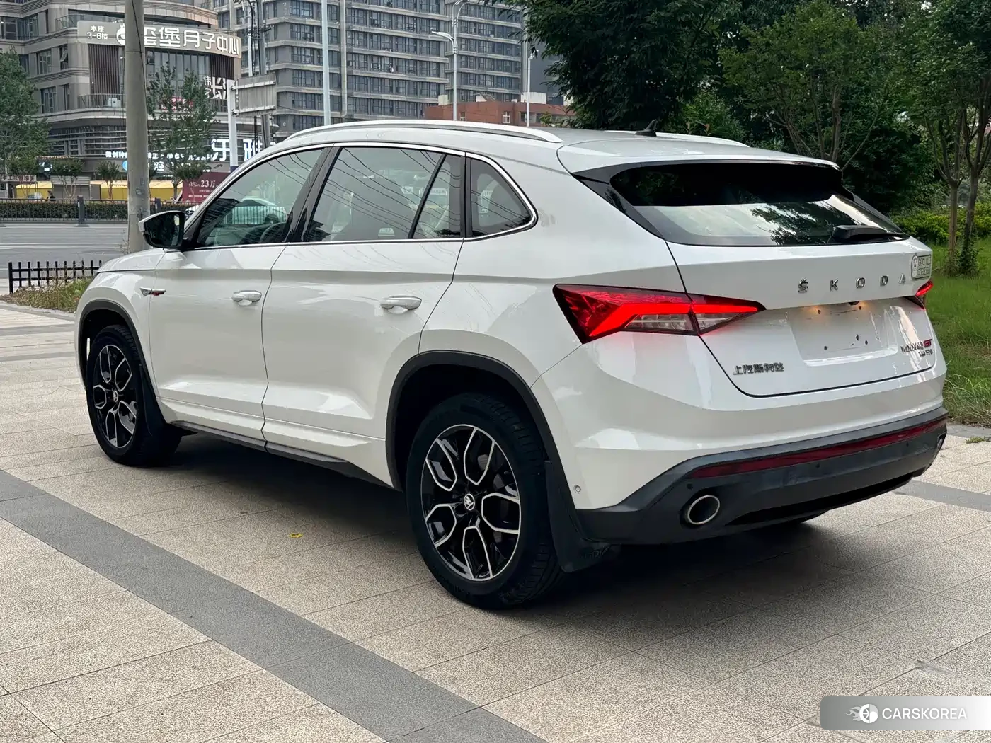 Skoda Kodiak GT 2021 Белый из Китая, фото 6