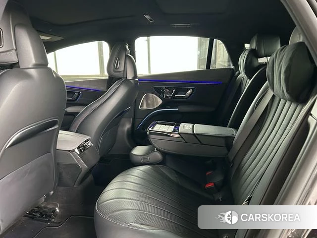 Mercedes-Benz EQS 2023 Черный из Китая, фото 6