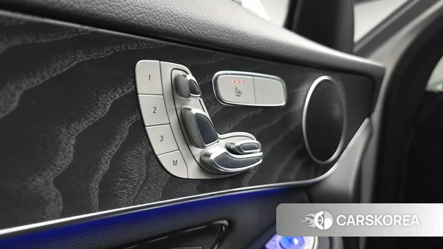 Mercedes-Benz GLC-Class X253 2019 Серебристо-серый из Кореи, фото 6
