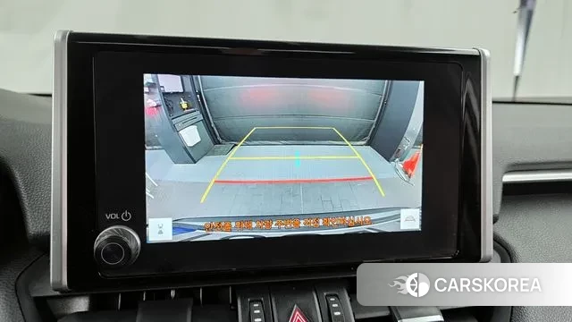 Toyota RAV4 5th Generation 2023 Белый из Кореи, фото 6