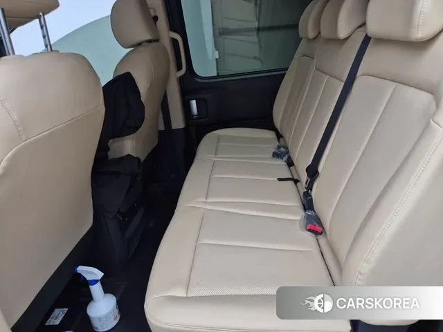 Hyundai Staria 2022 Серебристо-серый из Кореи, фото 6