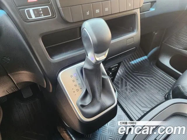 Hyundai Staria 2022 Черный из Кореи, фото 6