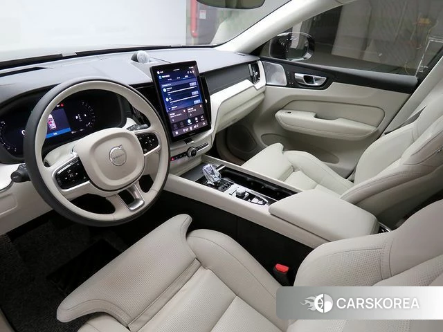 Volvo XC60 second Generation 2026 Черный из Кореи, фото 6