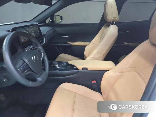 Lexus UX300h 2025 Белый из Кореи, фото 6
