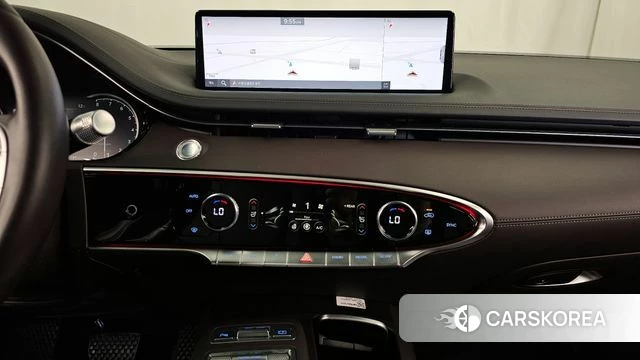 Genesis GV70 2021 Серебристо-серый из Кореи, фото 6