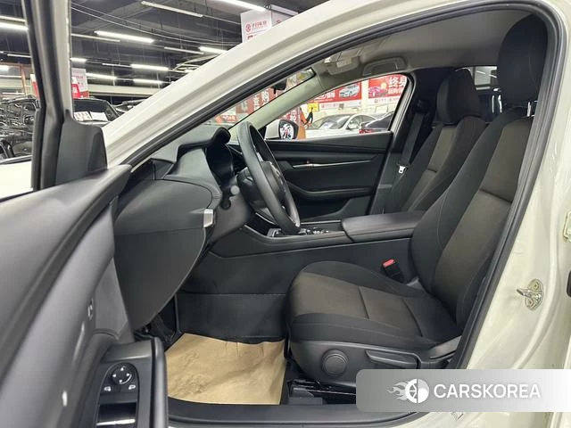 Mazda 3 Angkesaila 2022 Белый из Китая, фото 6