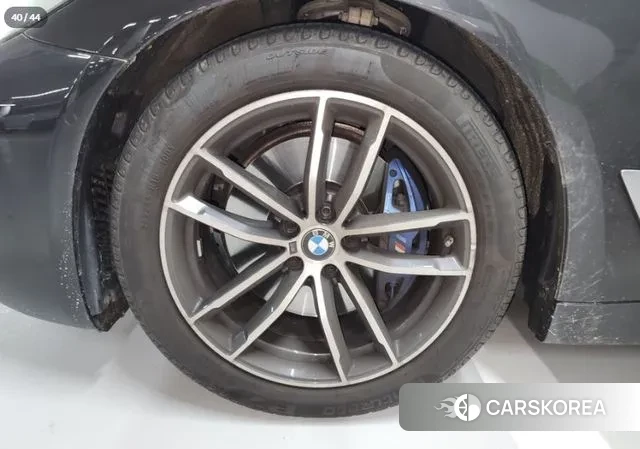 BMW 5 Series (G60) 2023 Серый из Кореи, фото 6