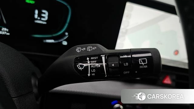 Kia Sportage 5th Generation Hybrid 2023 Белый из Кореи, фото 6