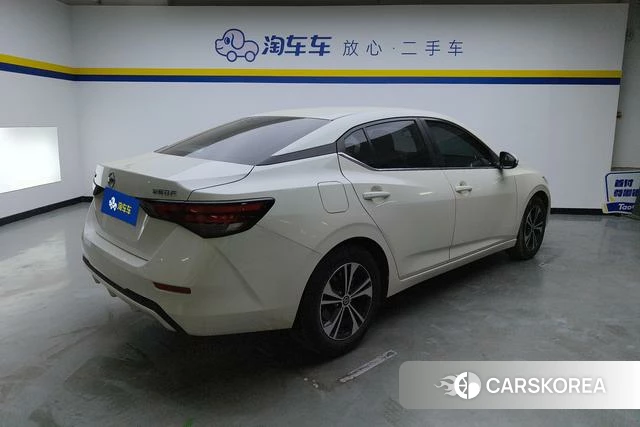 Nissan Xuan Yi 2022 Белый из Китая, фото 6