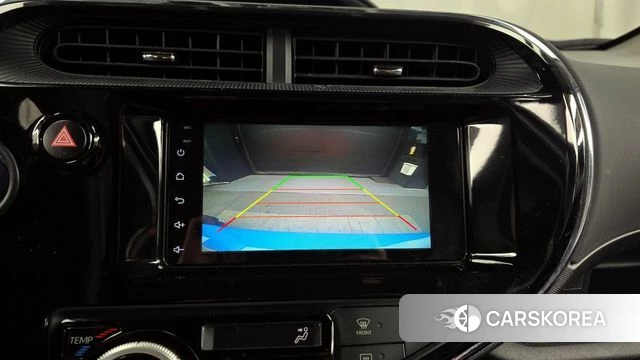 Toyota Prius C 2018 Небесно-голубой из Кореи, фото 6