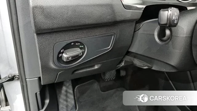 Volkswagen Tiguan second Generation 2018 Серебряный из Кореи, фото 6